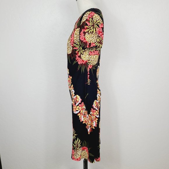 Hilo Hattie Pineapple Panel Short Sleeve Dress - Picture 2 of 5